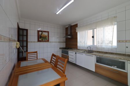 Casa à venda com 207m², 3 quartos e 4 vagasCozinha