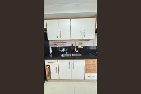Apartamento à venda com 85m², 3 quartos e 2 vagas Apartamento à venda com 85m², 3 quartos e 2 vagasCozinha