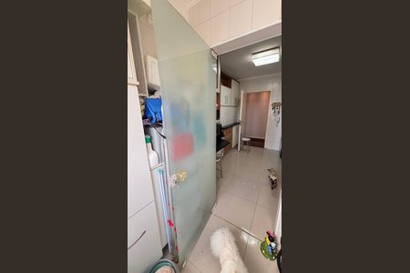 Apartamento à venda com 85m², 3 quartos e 2 vagas Apartamento à venda com 85m², 3 quartos e 2 vagasÁrea de Serviço