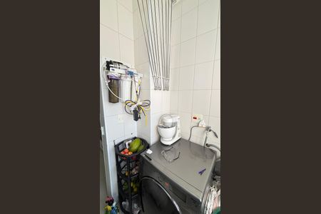Apartamento à venda com 85m², 3 quartos e 2 vagas Apartamento à venda com 85m², 3 quartos e 2 vagasÁrea de Serviço