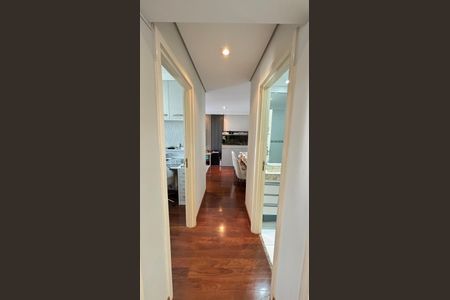 Apartamento à venda com 85m², 3 quartos e 2 vagas Apartamento à venda com 85m², 3 quartos e 2 vagasCorredor