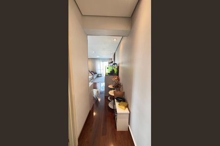 Apartamento à venda com 85m², 3 quartos e 2 vagas Apartamento à venda com 85m², 3 quartos e 2 vagasCorredor