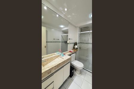 Apartamento à venda com 85m², 3 quartos e 2 vagas Apartamento à venda com 85m², 3 quartos e 2 vagasBanheiro
