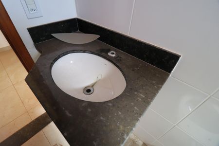 Apartamento para alugar com 69m², 3 quartos e 1 vagaBanheiro Social