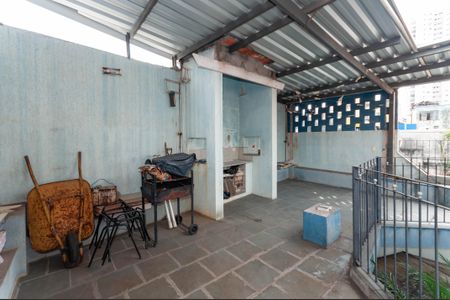 Casa à venda com 152m², 2 quartos e 2 vagas Casa à venda com 152m², 2 quartos e 2 vagasTerraço - Churrasqueira