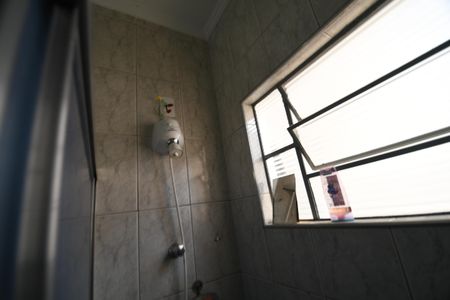 Casa à venda com 100m², 2 quartos e 2 vagasBanheiro