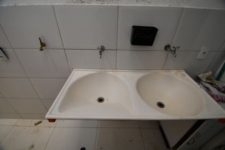 Casa à venda com 100m², 2 quartos e 2 vagasÁrea de Serviço