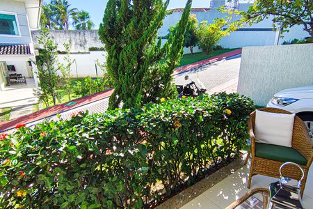 Casa de condomínio à venda com 177m², 4 quartos e 3 vagasÁrea Externa