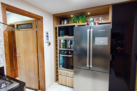 Casa de condomínio à venda com 177m², 4 quartos e 3 vagasCozinha