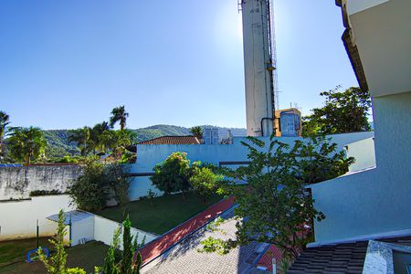 Casa de condomínio à venda com 177m², 4 quartos e 3 vagasVista da Varanda da Suíte 4