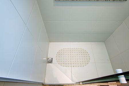 Casa de condomínio à venda com 177m², 4 quartos e 3 vagasBanheiro da Suíte 1