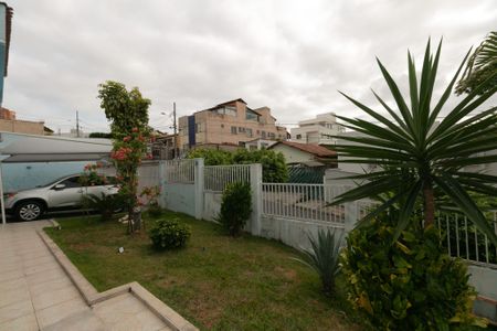 Apartamento à venda com 72m², 3 quartos e 1 vagaÁrea comum