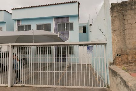 Apartamento à venda com 72m², 3 quartos e 1 vagaFachada + Placa