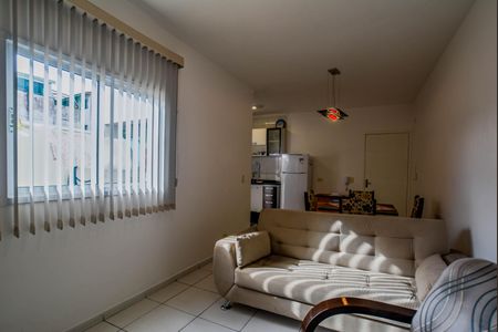 Apartamento à venda com 70m², 2 quartos e 1 vagaSala
