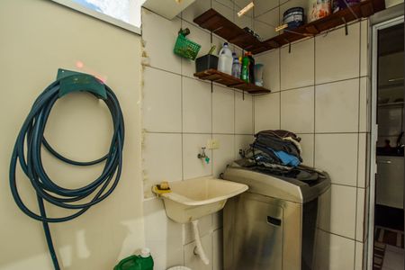 Apartamento à venda com 70m², 2 quartos e 1 vagaÁrea de Serviço