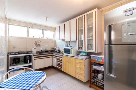 Apartamento à venda com 61m², 2 quartos e sem vaga Apartamento à venda com 61m², 2 quartos e sem vagaCozinha