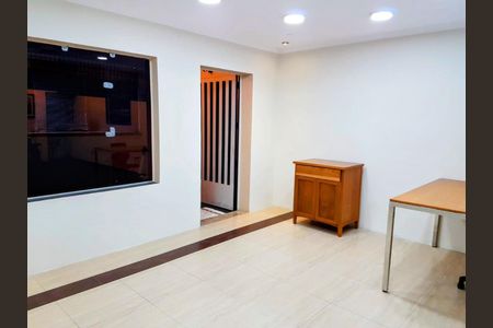Casa à venda com 262m², 3 quartos e 6 vagas