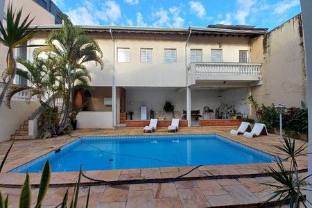 Casa à venda com 600m², 9 quartos e 4 vagas Casa à venda com 600m², 9 quartos e 4 vagasVista da Sala