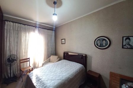 Casa à venda com 600m², 9 quartos e 4 vagas Casa à venda com 600m², 9 quartos e 4 vagasQuarto 1