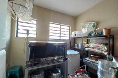 Casa à venda com 600m², 9 quartos e 4 vagas Casa à venda com 600m², 9 quartos e 4 vagasDespensa