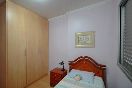 Apartamento à venda com 110m², 3 quartos e 1 vagaQuarto 2