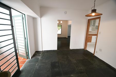 Casa à venda com 145m², 3 quartos e 2 vagasSala 