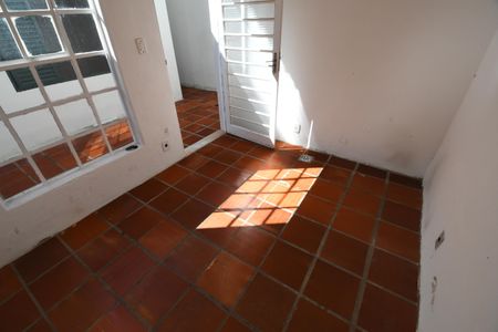 Casa à venda com 145m², 3 quartos e 2 vagasQuarto de Serviço