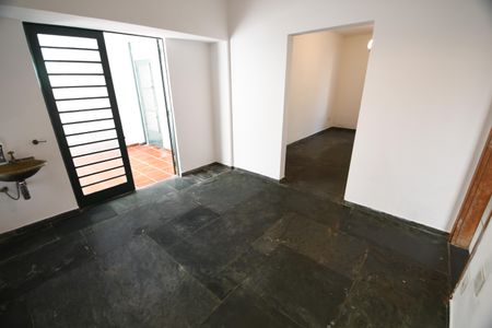 Casa à venda com 145m², 3 quartos e 2 vagasSala 