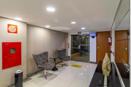 Apartamento à venda com 60m², 2 quartos e 1 vaga Apartamento à venda com 60m², 2 quartos e 1 vagaÁrea comum - Hall social