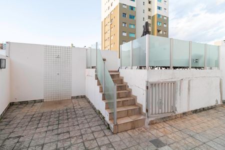 Apartamento à venda com 60m², 2 quartos e 1 vaga Apartamento à venda com 60m², 2 quartos e 1 vagaÁrea comum - Piscina