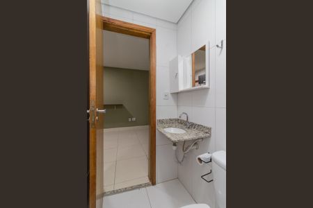 Apartamento à venda com 37m², 2 quartos e sem vagaBanheiro