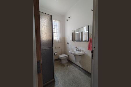 Casa à venda com 180m², 2 quartos e 4 vagas Casa à venda com 180m², 2 quartos e 4 vagasFoto 24