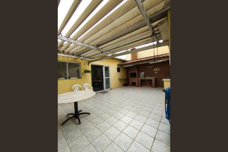 Casa à venda com 180m², 2 quartos e 4 vagas Casa à venda com 180m², 2 quartos e 4 vagasFoto 06