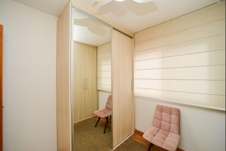 Apartamento à venda com 107m², 3 quartos e 2 vagas Apartamento à venda com 107m², 3 quartos e 2 vagasQuarto 2