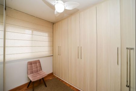 Apartamento à venda com 107m², 3 quartos e 2 vagas Apartamento à venda com 107m², 3 quartos e 2 vagasQuarto 2