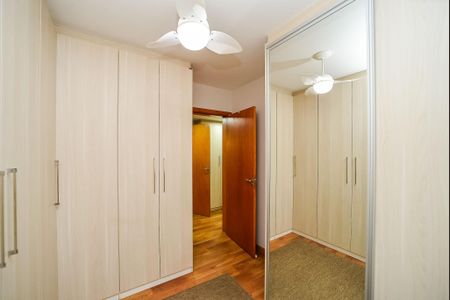 Apartamento à venda com 107m², 3 quartos e 2 vagas Apartamento à venda com 107m², 3 quartos e 2 vagasQuarto 2