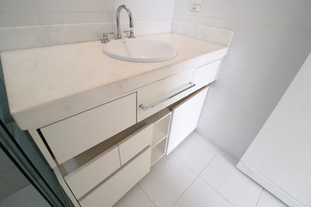 Casa para alugar com 420m², 4 quartos e 4 vagasBanheiro Suíte 3