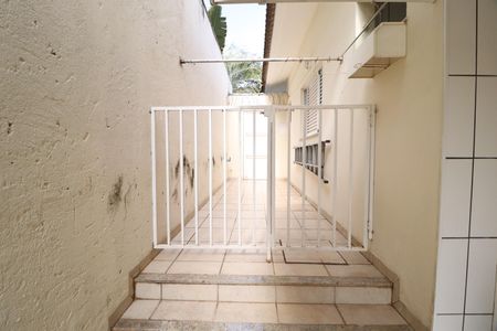 Casa para alugar com 420m², 4 quartos e 4 vagasCorredor