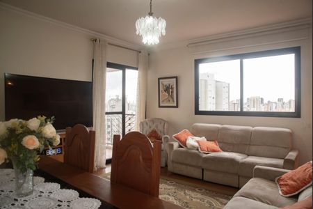 Apartamento à venda com 130m², 3 quartos e 3 vagasSala