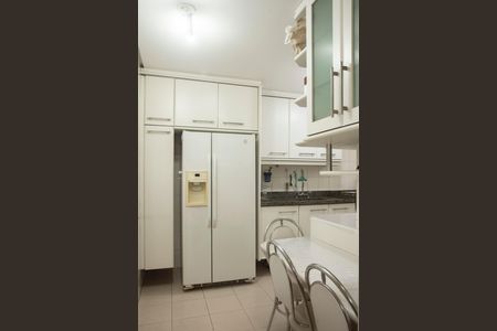 Apartamento à venda com 130m², 3 quartos e 3 vagasCozinha