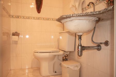 Apartamento à venda com 130m², 3 quartos e 3 vagasLavabo