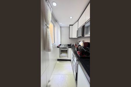 Apartamento à venda com 88m², 2 quartos e 1 vaga Apartamento à venda com 88m², 2 quartos e 1 vagaCozinha