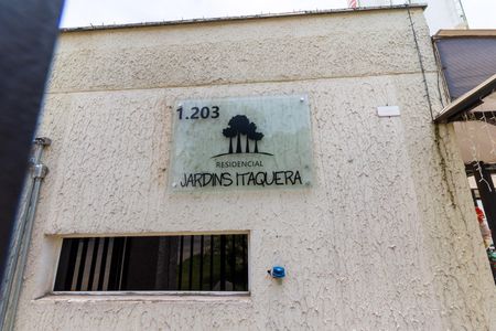 Apartamento à venda com 38m², 2 quartos e 1 vagaFachada e Portaria