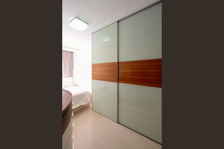 Apartamento à venda com 65m², 2 quartos e 1 vagaQuarto 2