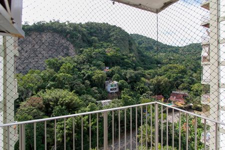 Apartamento à venda com 65m², 2 quartos e 1 vagaVaranda