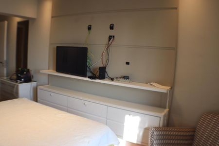 Apartamento à venda com 210m², 5 quartos e 3 vagas Apartamento à venda com 210m², 5 quartos e 3 vagasSuíte 1