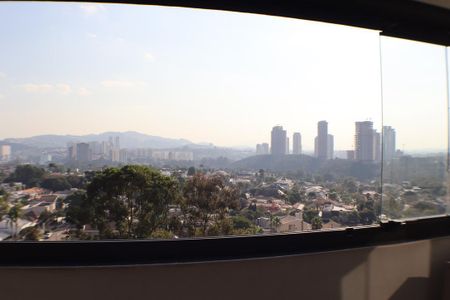 Apartamento à venda com 210m², 5 quartos e 3 vagas Apartamento à venda com 210m², 5 quartos e 3 vagasVaranda