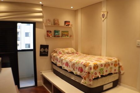 Apartamento à venda com 210m², 5 quartos e 3 vagas Apartamento à venda com 210m², 5 quartos e 3 vagasQuarto 1