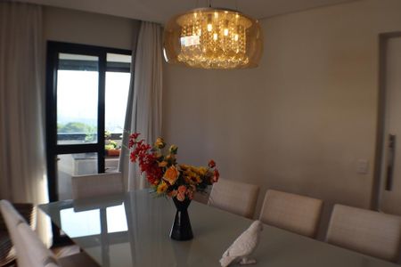 Apartamento à venda com 210m², 5 quartos e 3 vagas Apartamento à venda com 210m², 5 quartos e 3 vagasSala