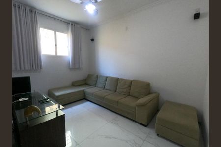 Casa para alugar com 421m², 5 quartos e 8 vagas Casa para alugar com 421m², 5 quartos e 8 vagasSala de TV